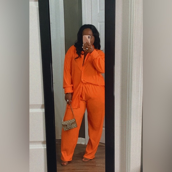 Orange XL set very comfortable. - Picture 4 of 4
